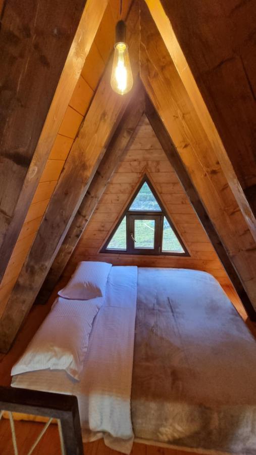 Bungaja Chalets Shkodër Exteriör bild