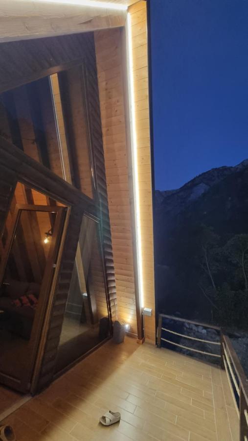 Bungaja Chalets Shkodër Exteriör bild